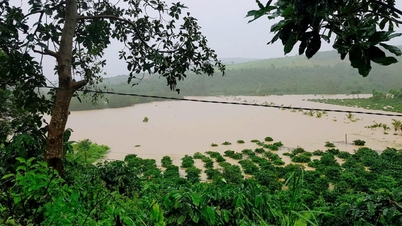 Tam Giang kommun: Långvarigt kraftigt regn orsakar lokala översvämningar i låglänta områden