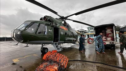 Helikopter dikerahkan untuk memasok daerah banjir di Gia Lai dan Dak Lak