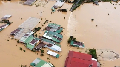 ເຂື່ອນໄຟຟ້ານ້ຳຕົກ ໄຫຼຖ້ວມຫຼາຍພື້ນທີ່ ຖືກນໍ້າຖ້ວມໜັກ