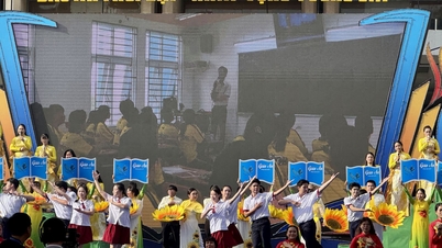 Ho-Chi-Minh-Stadt feiert 50 Jahre Aufbau und Entwicklung des Bildungssektors