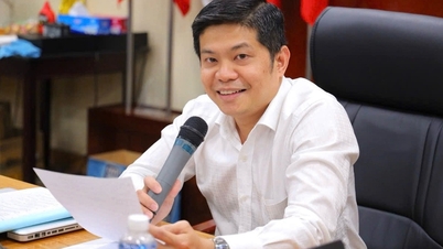 Un profesor remarcabil, profesor asociat de drept, vorbește despre profesorii și studenții din era tehnologiei