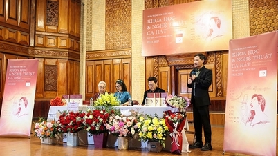 Оперний артист Біч Туй випускає книгу, щоб віддати шану вчителям