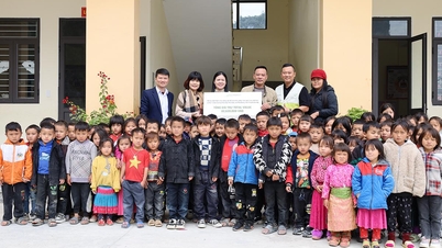 BNI-organisationen tilldelade 82 miljoner VND för att stödja internatstudenter på Pho Cao Primary School