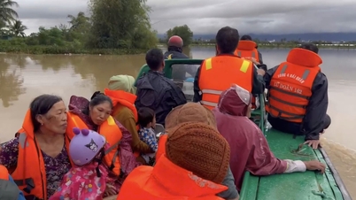 해군 4지역, 홍수 피해 지역 주민 지원