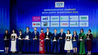 Групу ROX відзначено як «Щасливий персонал»