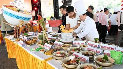 Organiser une activité pour établir un record de 100 plats délicieux à base de nouilles de riz et de vermicelles.