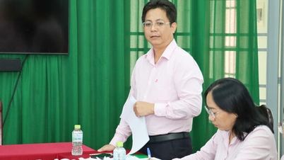 Ngân hàng Chính sách xã hội Chi nhánh tỉnh Tây Ninh làm việc về công tác đối chiếu, phân loại nợ tại xã Ninh Điền