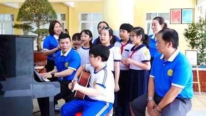 HCMC: When technology and emotions speak together in digital classrooms