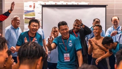 सिंगापुर के मंत्री ने हांगकांग के खिलाड़ियों और प्रशंसकों को बेवकूफ कहने के बाद अपनी टिप्पणी वापस ली