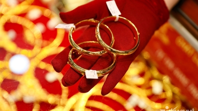 Altın fiyatı bugün 21 Kasım 2025'te 'G saatinden önce' dalgalanıyor, SJC soğuyor