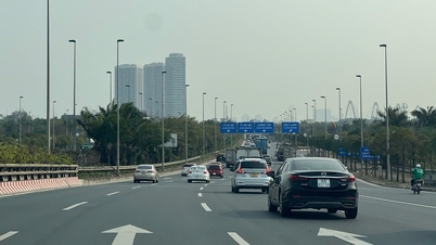 Hà Nội rào chắn một phần mặt đường Võ Nguyên Giáp gần 3 tháng để thi công, sửa chữa