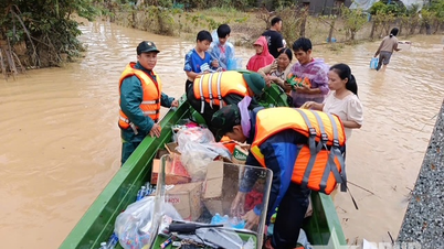 ダクラク：洪水の中で軍と人々の温かい関係