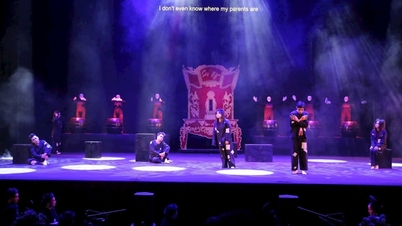 ละครเรื่อง 'ผู้สูงอายุแบกม้านั่ง' เปิดเทศกาลละครทดลองปี 2025