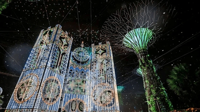 Singapur przyciąga turystów szeregiem wydarzeń i festiwali pod koniec roku.