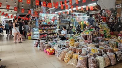 দ্রুত QR কোড থেকে QR Pay-তে স্যুইচ করুন