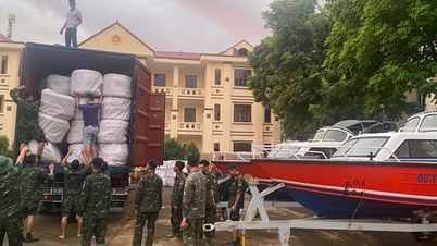 Støtt 700 milliarder VND til fire provinser for å overvinne konsekvensene av storm og flom