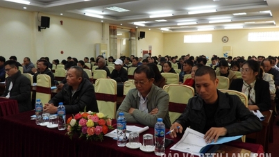 ​ເຈົ້າ​ໜ້າ​ທີ່ 200 ​ເມືອງ ​ແລະ ຜູ້​ນຳ​ສະຫະກອນ ​ໄດ້​ຮຽນ​ຮູ້​ກ່ຽວ​ກັບ​ການ​ນຳ​ໃຊ້​ເຕັກ​ໂນ​ໂລ​ຊີ ​ແລະ ການ​ຫັນ​ເປັນ​ດິ​ຈິ​ຕອນ​ໃນ​ການ​ຜະລິດ ​ແລະ ການ​ບໍລິ​ໂພ​ກສິນຄ້າ​ຕາມ​ລະບົບ​ຕ່ອງ​ໂສ້.