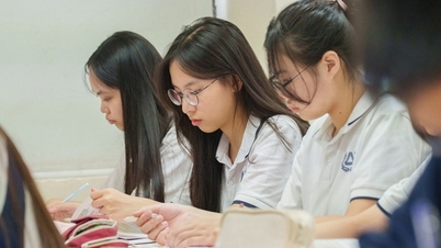 Hanoj ​​plánuje odložit přijímací zkoušky do desáté třídy: Prodloužený tlak na studenty