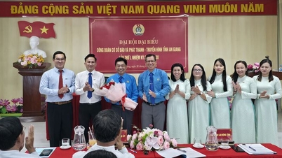 Kesatuan Sekerja Akhbar, Radio dan Televisyen Giang mengadakan Kongres Perwakilan Pertama