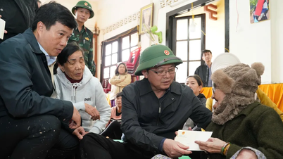 호 꾸옥 중 부총리, 람동 지역 홍수 피해자 방문