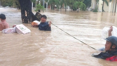 Učitel přinesl do školy instantní nudle a chléb, aby zachránil 500 studentů