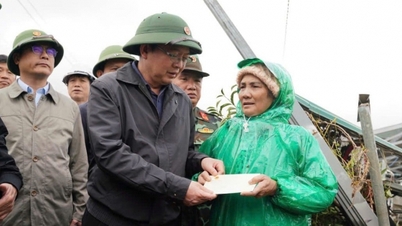 Wicepremier Ho Quoc Dung odwiedził i przeprowadził inspekcję powodzi w Lam Dong