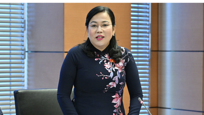 "একজন গায়কের গান শুনলে বুঝতে পারি না এটা আসল নাকি এআই। আমাদের এআই দ্বারা তৈরি পণ্যগুলিকে লেবেল করা দরকার।"