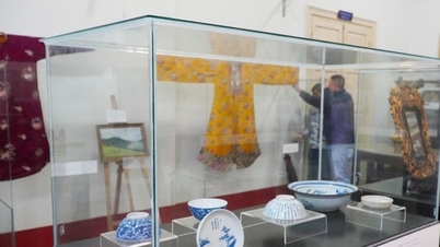 ہیو ویتنام کے ثقافتی ورثے کے دن پر سینکڑوں قیمتی نمونے دکھاتا ہے۔