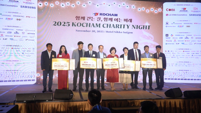 រាត្រីសប្បុរសធម៌ KOCHAM លើកទី ២២ បានរៃអង្គាសប្រាក់បានជាង ៣១ ពាន់លានដុង ជាប្រាក់ និងទំនិញ