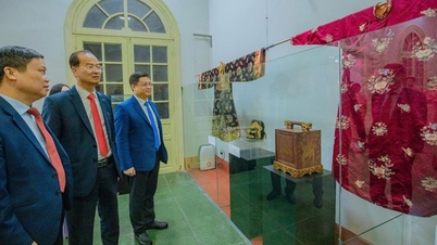 بناهای تاریخی هوئه از طریق فعالیت‌های متعدد، ارزش‌های میراثی را به جامعه منتقل می‌کند