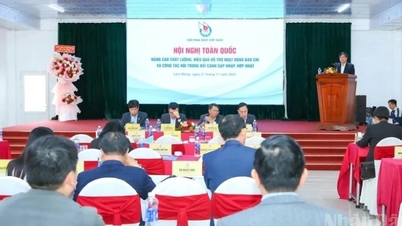 সাংবাদিকতা কার্যক্রমের বস্তুনিষ্ঠ এবং ব্যাপক দৃষ্টিভঙ্গি...