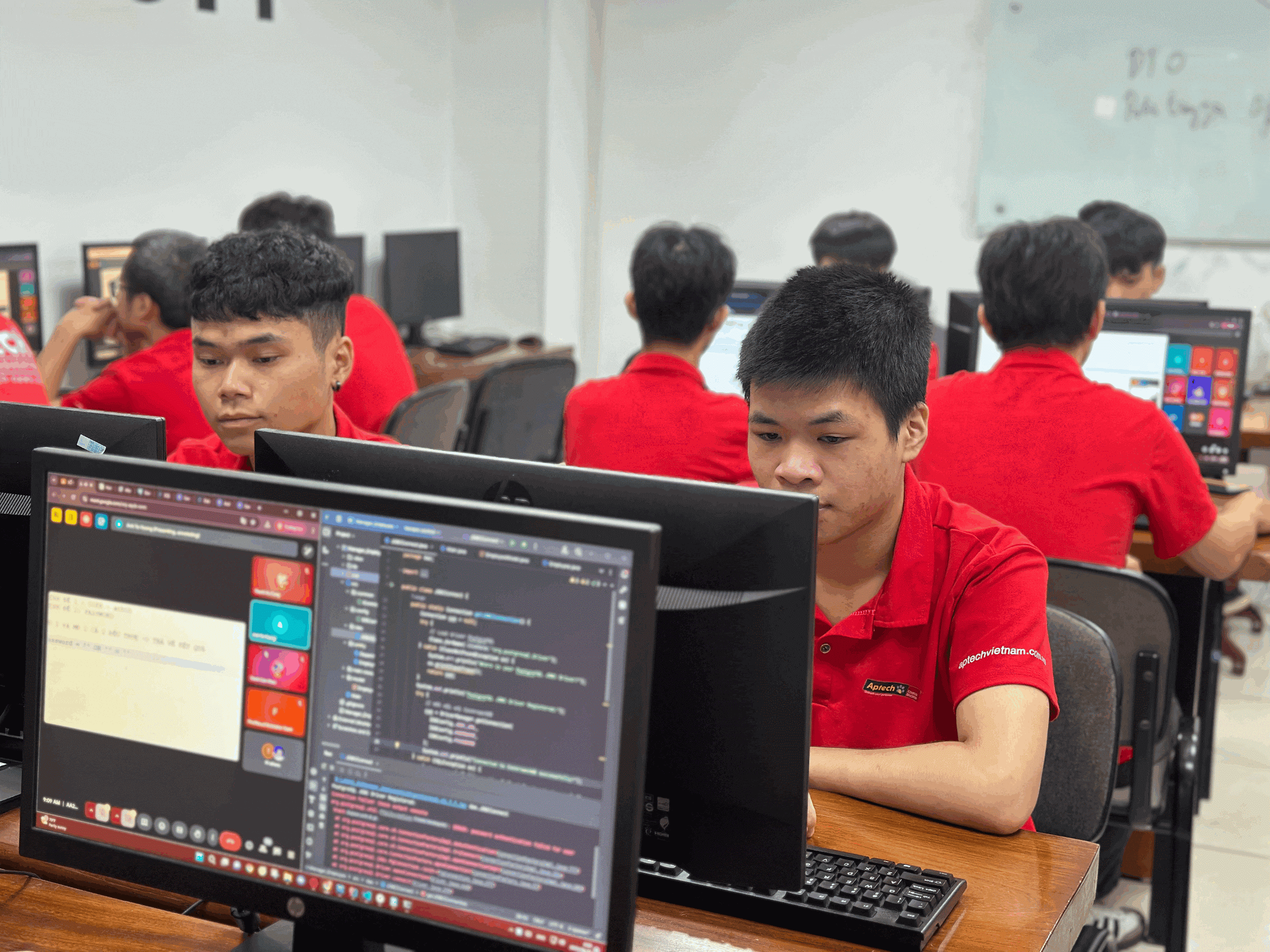 90% Biasiswa daripada Aptech: Menyelesaikan masalah "sukar" apabila mula mempelajari bahasa pengaturcaraan C