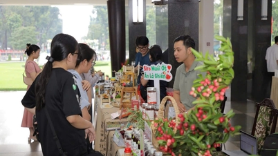 הו צ'י מין סיטי מקדמת חיבור תלת-כיווני לצריכה ירוקה