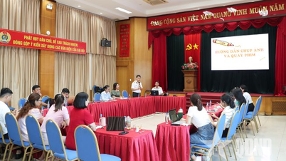 Tan Cang Hiep Phuoc Port trains information staff