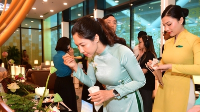 ជើងហោះហើរ Vietnam Airlines មានក្លិនក្រអូបថ្មី។