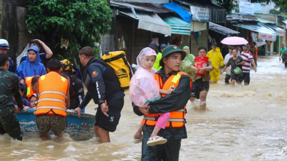 ກົມການເມືອງໄດ້ຮຽກຮ້ອງໃຫ້ບໍ່ໃຫ້ຜູ້ໃດຖືກປະໄວ້ໃຫ້ອຶດຫິວ, ໜາວເຢັນ, ຂາດນ້ຳສະອາດ ຫຼື ຂາດຢາປົວພະຍາດຢ່າງເດັດຂາດ.