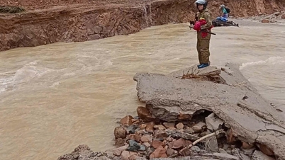 Phu Mo: Birçok yol aşındı ve birçok yerleşim alanı izole edildi.