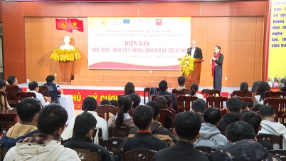 Colegiul Quang Nam îmbunătățește cunoștințele și abilitățile digitale ale studenților