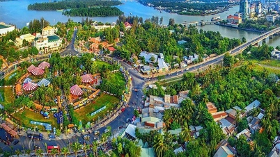 ຄະນະ​ກຳມະການ​ສູນ​ກາງ​ພັກ, ສະພາ​ແຫ່ງ​ຊາດ, ​ແລະ ລັດຖະບານ​ບໍ່​ມີ​ນະ​ໂຍບາຍ​ທີ່​ຈະ​ສືບ​ຕໍ່​ລວມ​ແຂວງ​ແລະ​ນະຄອນ​ເຂົ້າກັນ.