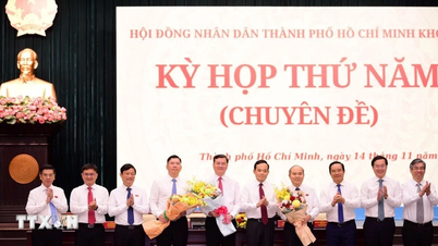 Schválení výsledků voleb na pozici místopředsedy Lidového výboru Ho Či Minova města