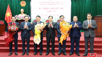 Son La ili Halk Konseyi Başkanlığı ve Başkan Yardımcılığı görevlerinin tamamlanması
