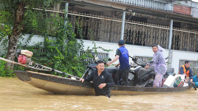 Dak Lak: Woda w rzece Krong Ana wzrasta, setki ludzi uciekają ze swoim dobytkiem