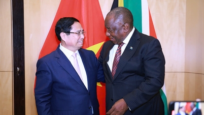 Premiér Pham Minh Chinh a prezident Jihoafrické republiky oznámili zlepšení bilaterálních vztahů.