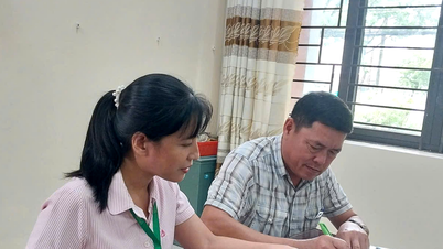 Policy credit to support human resources