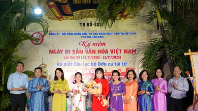 Inauguración del Club de Música Amateur del Barrio Tan Dinh para celebrar el Día del Patrimonio Cultural de Vietnam