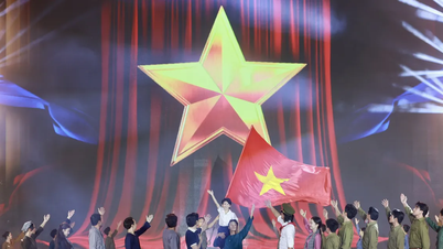 Hàng ngàn đại biểu, khán giả hòa vào ngày hội điện ảnh