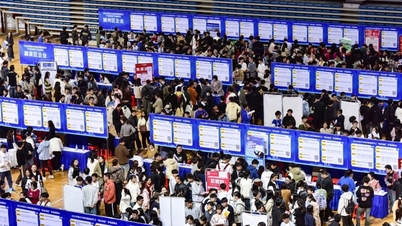 China: 12,7 Millionen weitere Studenten stehen kurz vor dem Abschluss, anhaltender „Lehrerüberschuss, Arbeitskräftemangel“