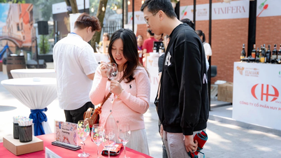 غذاهای ایتالیایی را با آرد، شراب و فرهنگ اشتراک‌گذاری در جامعه کشف کنید