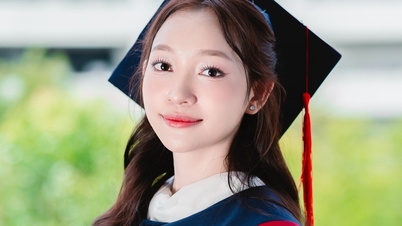 La historia de una estudiante destacada que se graduó de la universidad antes de tiempo