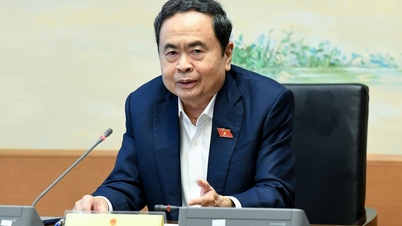 Przewodniczący Zgromadzenia Narodowego przytoczył przykład szpitala onkologicznego Can Tho, którego budowa nie została ukończona od 9 lat